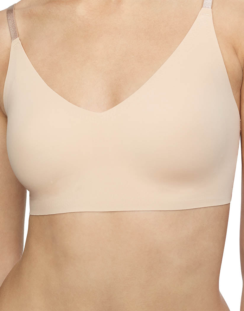 Calvin Klein Invisibles Comfort Seamless Lightly Lined V Neck